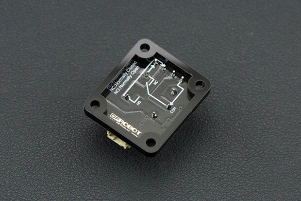 Gravity: Digital 10A Relay Module 3.3V DFR0473